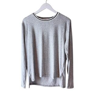 Goldie Lewinter Gray Long Sleeve Top with Trim terry cloth Casual Comfort‎